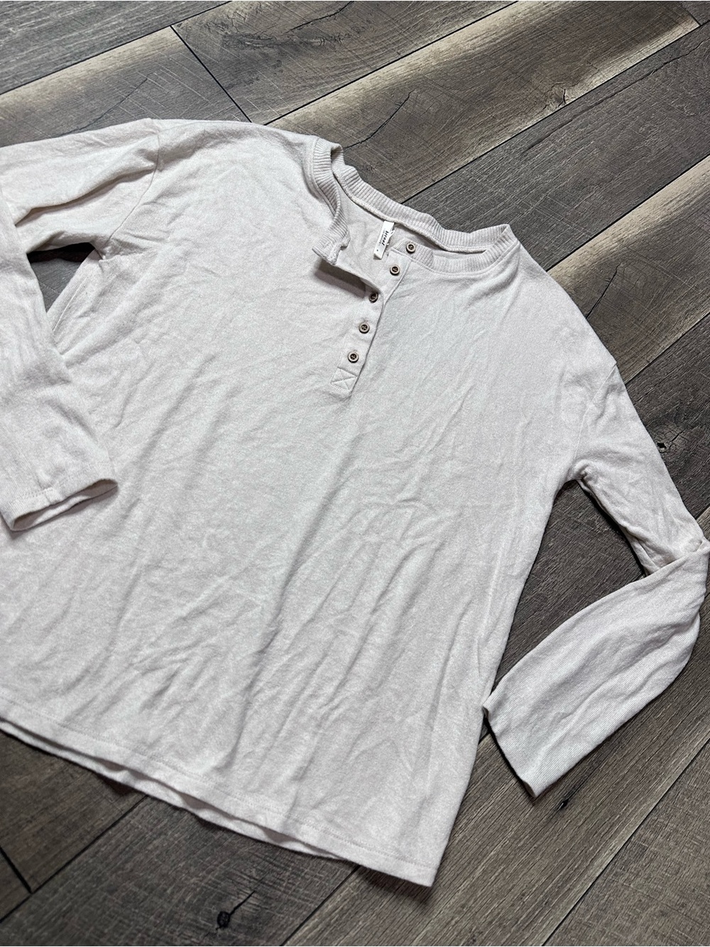 Be Cool Cozy Soft Long Sleeve Top - Picture 2 of 8